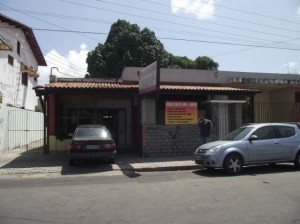 Fachada da livraria Feira do Livro, em Fortaleza