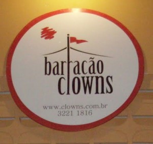 Fachada do Barracão Clowns, em Natal (RN)