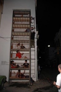 "Cidade Dormitório", de Guga Ferraz, no projeto Parede Gentil